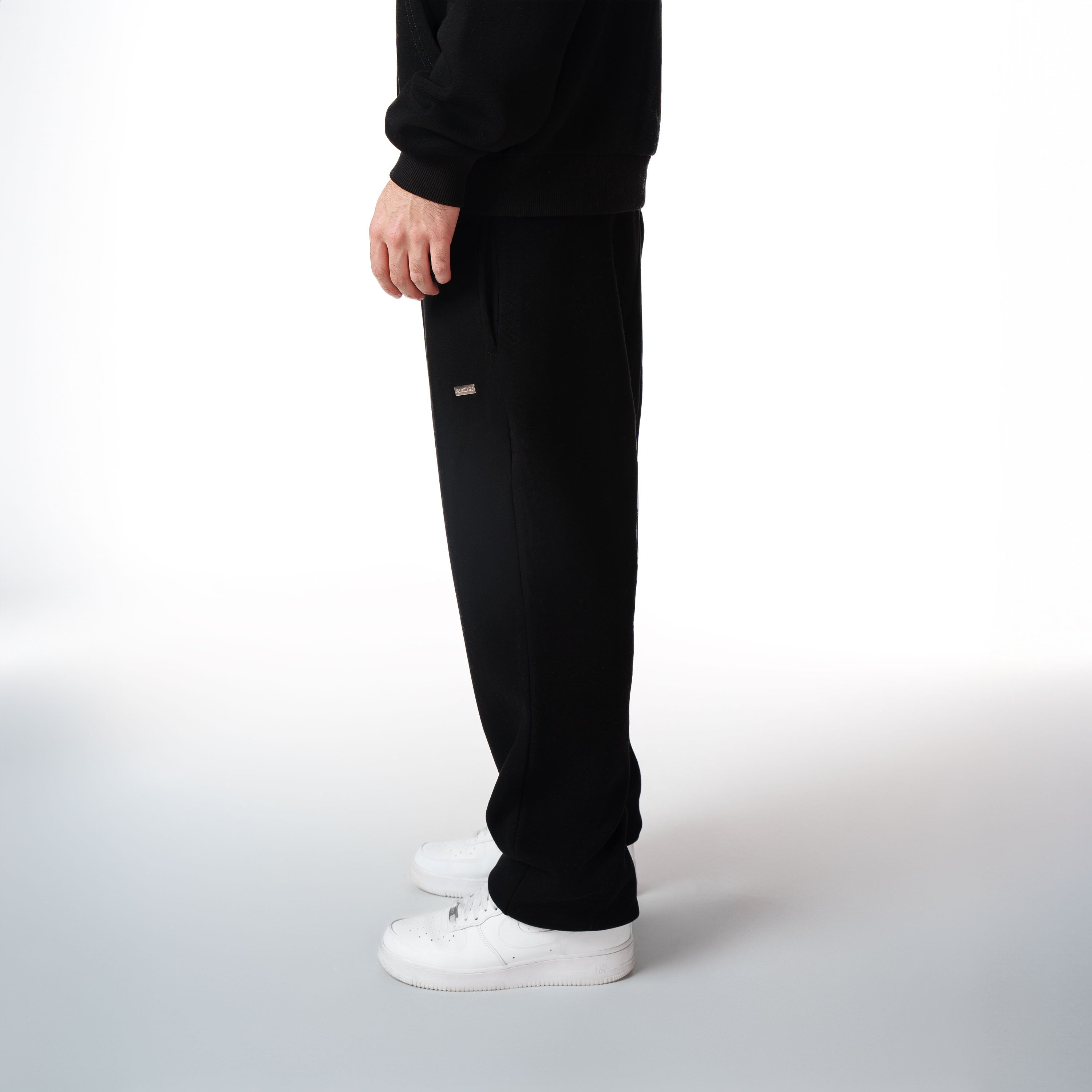 BASIC JOGGER BLACK